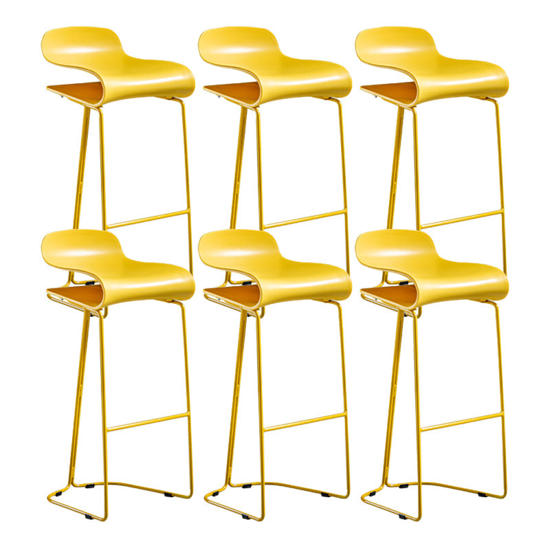 Contemporary Bar Stool Plastic Counter Bar Stool with Metal Legs Clearhalo 'Bar Furniture' 'Bar Stools' 'bar_stools' 'furn' 'furn_bar_stools' 'Furniture' 'furniture_bar_stools' 'Kitchen & Dining Furniture' 5031933
