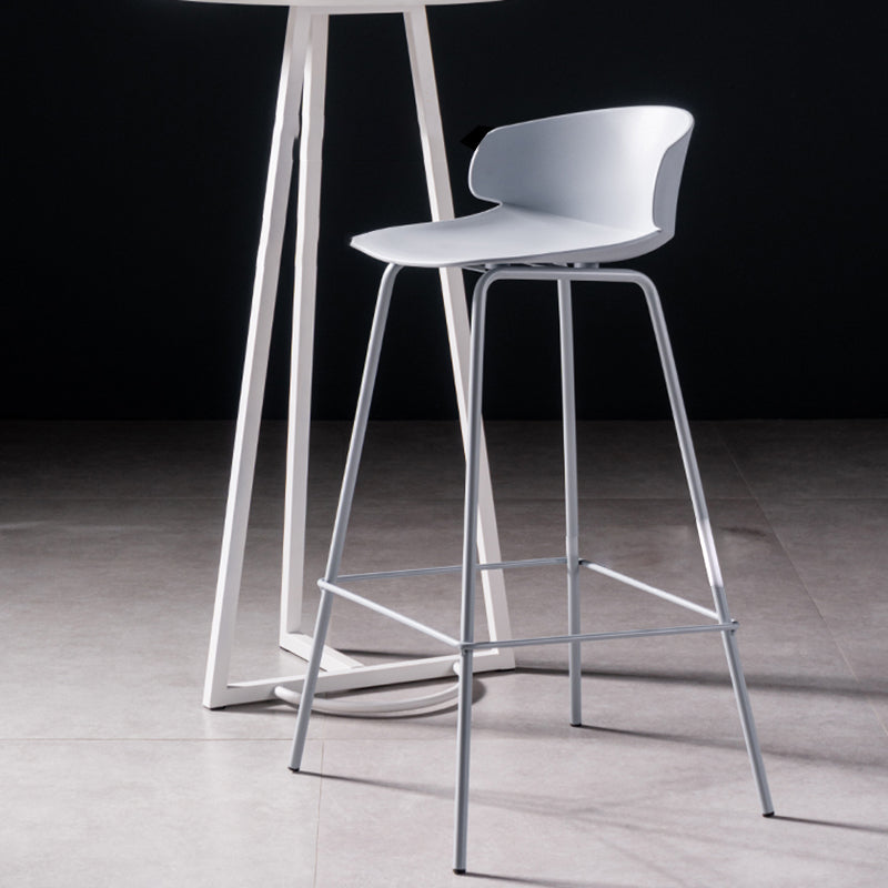 Contemporary Style Bar Stool Plastic Counter Bar Stool with Metal Legs Clearhalo 'Bar Furniture' 'Bar Stools' 'bar_stools' 'furn' 'furn_bar_stools' 'Furniture' 'furniture_bar_stools' 'Kitchen & Dining Furniture' 5032056