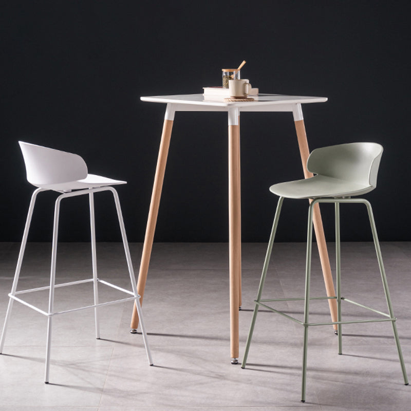 Contemporary Style Bar Stool Plastic Counter Bar Stool with Metal Legs Clearhalo 'Bar Furniture' 'Bar Stools' 'bar_stools' 'furn' 'furn_bar_stools' 'Furniture' 'furniture_bar_stools' 'Kitchen & Dining Furniture' 5032067