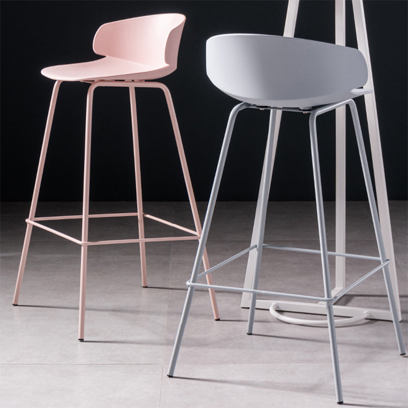 Contemporary Style Bar Stool Plastic Counter Bar Stool with Metal Legs Clearhalo 'Bar Furniture' 'Bar Stools' 'bar_stools' 'furn' 'furn_bar_stools' 'Furniture' 'furniture_bar_stools' 'Kitchen & Dining Furniture' 5032069