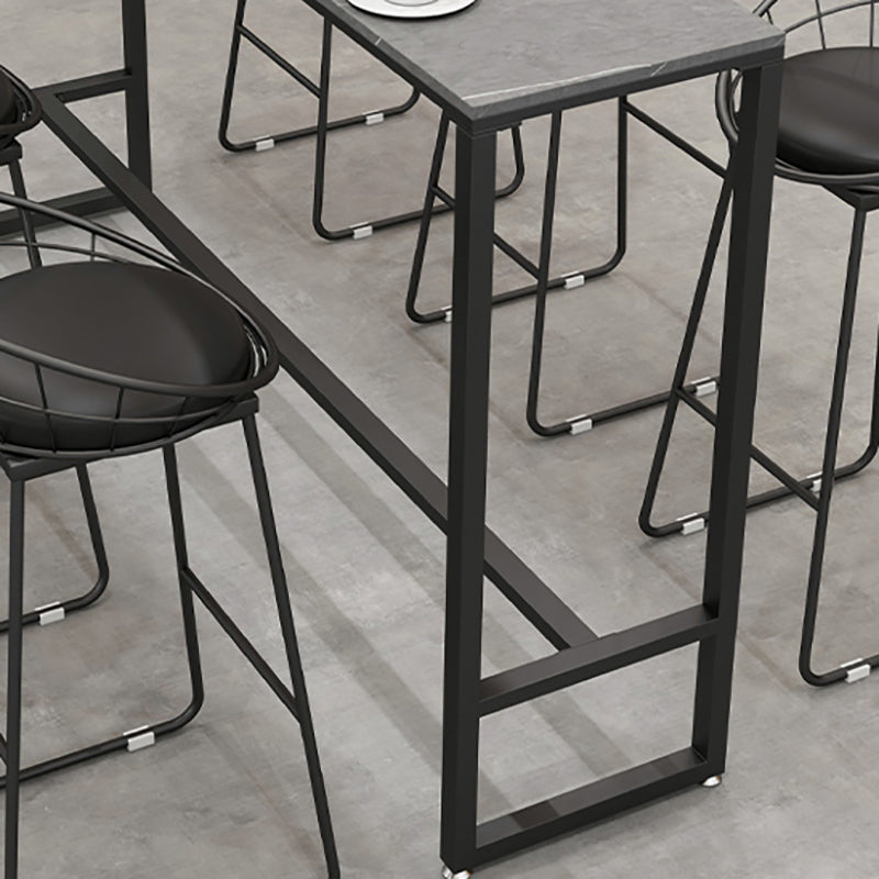 Industrial Style Bar Table 42-inch Height Black Iron Pedestal Bistro Table Clearhalo 'Bar Furniture' 'Bar Tables' 'bar_tables' 'Furniture' 'furniture_bar_tables' 'Kitchen & Dining Furniture' 5042001