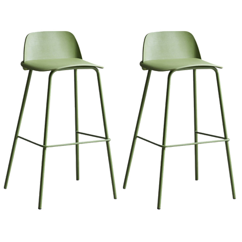 Dessert Shop Footrest Scandinavian Stool Matte Finish Plastic Barstool Green Set of 2 Clearhalo 'Bar Furniture' 'Bar Stools' 'bar_stools' 'Furniture' 'furniture_bar_stools' 'Kitchen & Dining Furniture' 5042871