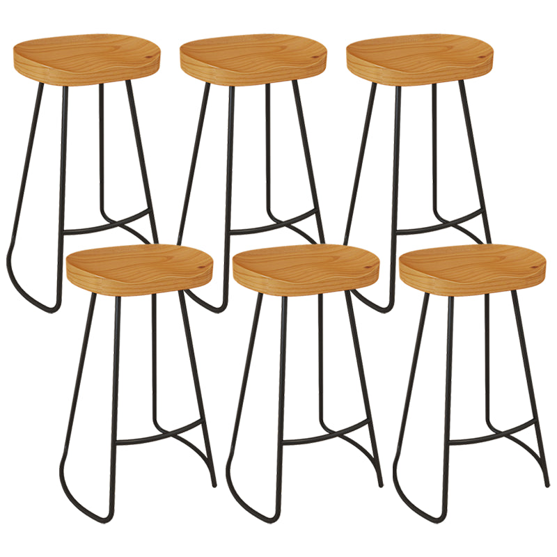 Modern Armless Counter Stool Iron Dessert Shop Bar Stool with Wooden Seat and Pedal Natural 6 Piece Set Clearhalo 'Bar Furniture' 'Bar Stools' 'bar_stools' 'furn' 'furn_bar_stools' 'Furniture' 'furniture_bar_stools' 'Kitchen & Dining Furniture' 5052417
