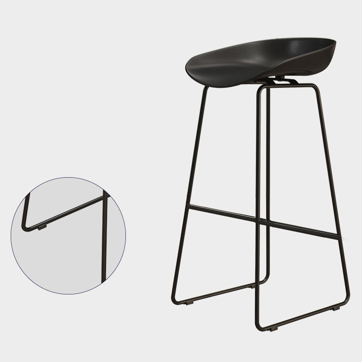 Modern Armless Backrest Counter Stool Iron Cafe Bar Stool with Pedal and Acrylic Seat Clearhalo 'Bar Furniture' 'Bar Stools' 'bar_stools' 'furn' 'furn_bar_stools' 'Furniture' 'furniture_bar_stools' 'Kitchen & Dining Furniture' 5061855