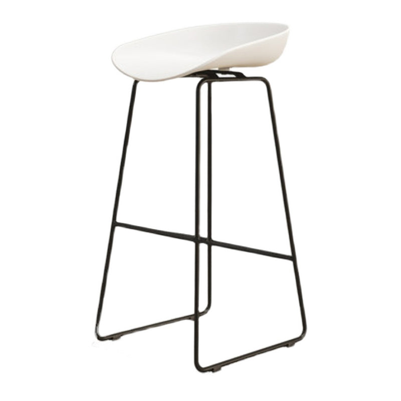 Modern Armless Backrest Counter Stool Iron Cafe Bar Stool with Pedal and Acrylic Seat Clearhalo 'Bar Furniture' 'Bar Stools' 'bar_stools' 'furn' 'furn_bar_stools' 'Furniture' 'furniture_bar_stools' 'Kitchen & Dining Furniture' 5061857
