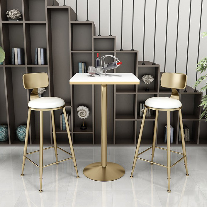 Glam Leather and Metal Counter Stool Round Low Back Bar Stool for Coffee Shop Clearhalo 'Bar Furniture' 'Bar Stools' 'bar_stools' 'furn' 'furn_bar_stools' 'Furniture' 'furniture_bar_stools' 'Kitchen & Dining Furniture' 5062239