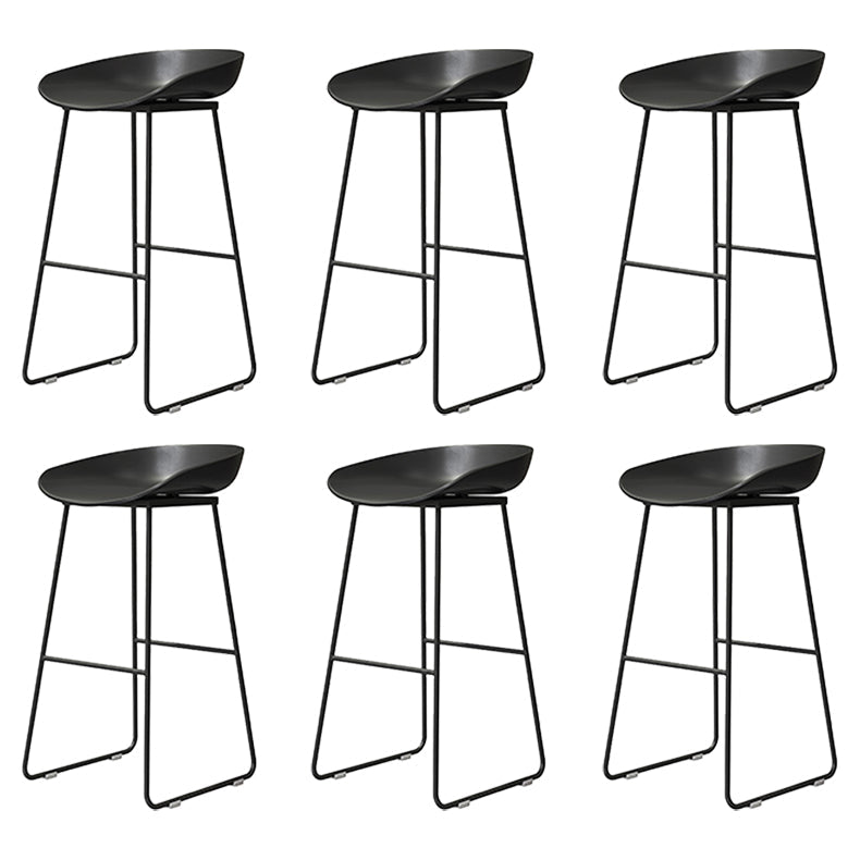 Coffee Shop Counter Stool Glam Metal Footrest Low Back Counter Stools Textured Black 6 Piece Set Clearhalo 'Bar Furniture' 'Bar Stools' 'bar_stools' 'furn' 'furn_bar_stools' 'Furniture' 'furniture_bar_stools' 'Kitchen & Dining Furniture' 5062309