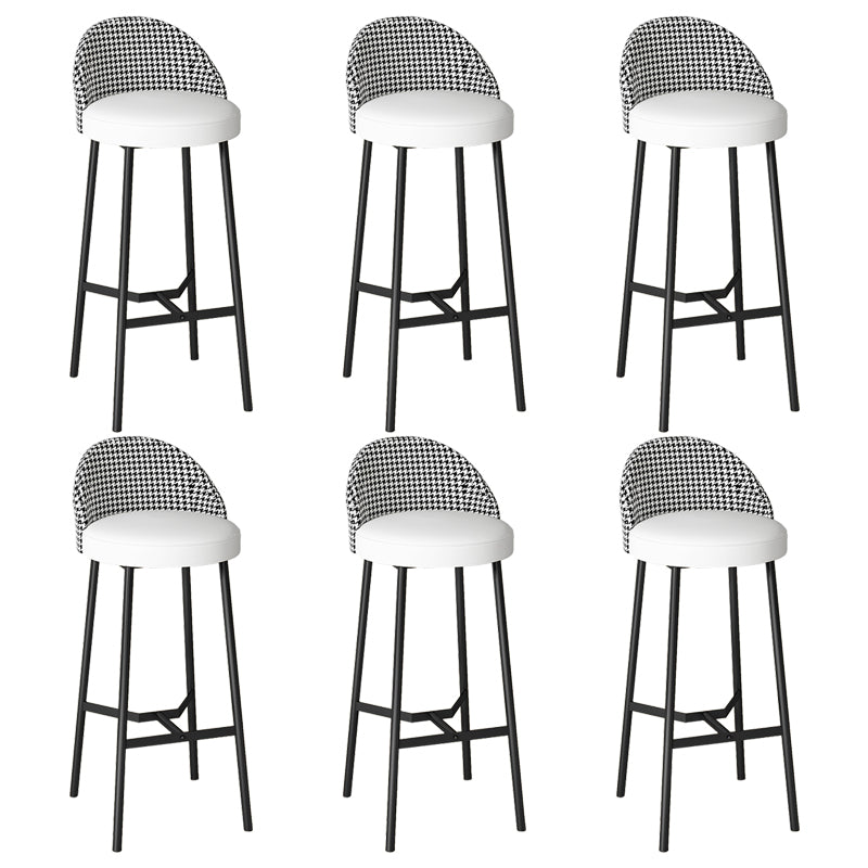 Bucket Low Back Bar Stool Leather Modern Counter Height Stools for Kitchen Gloss White 6 Piece Set Clearhalo 'Bar Furniture' 'Bar Stools' 'bar_stools' 'furn' 'furn_bar_stools' 'Furniture' 'furniture_bar_stools' 'Kitchen & Dining Furniture' 5080446