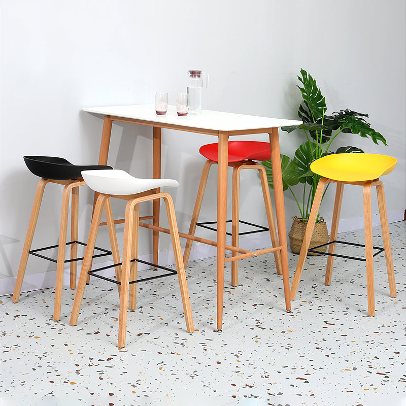 30-inch Modern Beech Wood Barstool Simple Backless Indoor Tall Stool with Plastic Seat Clearhalo 'Bar Furniture' 'Bar Stools' 'bar_stools' 'furn' 'furn_bar_stools' 'Furniture' 'furniture_bar_stools' 'Kitchen & Dining Furniture' 5080907