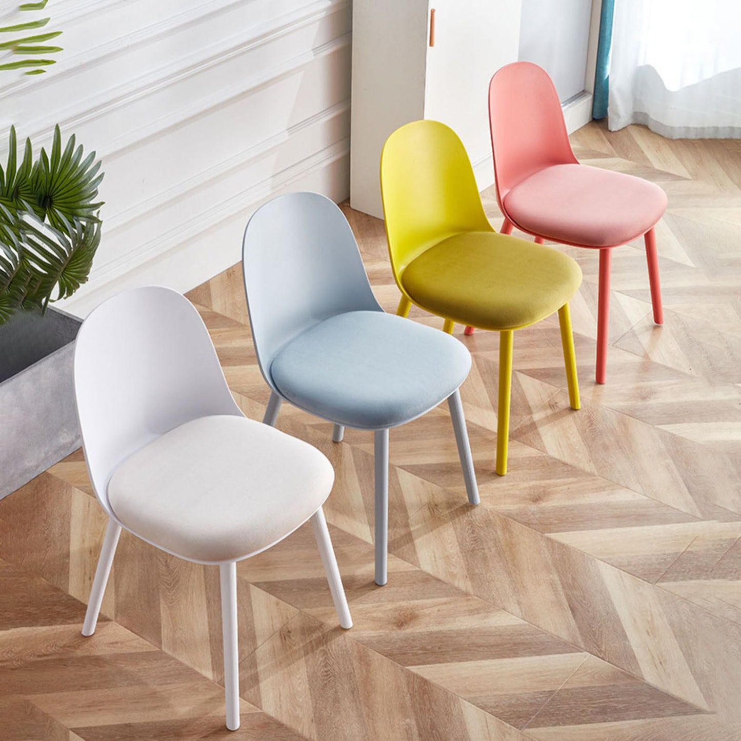 Upholstered Dining Chair Glam Style Plastic Side Chair for Dining Room Clearhalo 'Dining Chairs' 'Dining Tables & Seating' 'dining_chair' 'furn' 'furn_dining_chair' 'Furniture' 'furniture_dining_chair' 'Kitchen & Dining Furniture' 5082153
