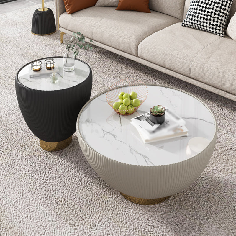 Runder Couchtisch aus Schiefer, Kunstleder, solide Basis, Cocktailtisch