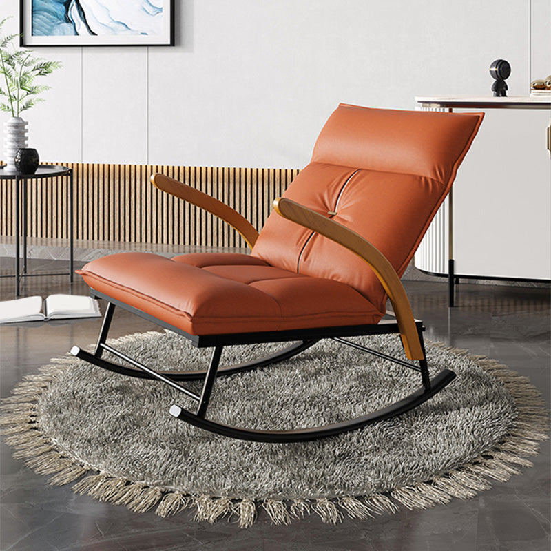 Chaise en cuir fausse 26,7 "L x 37,4" W x 37,4 "H Armes incluses pour chambre à coucher