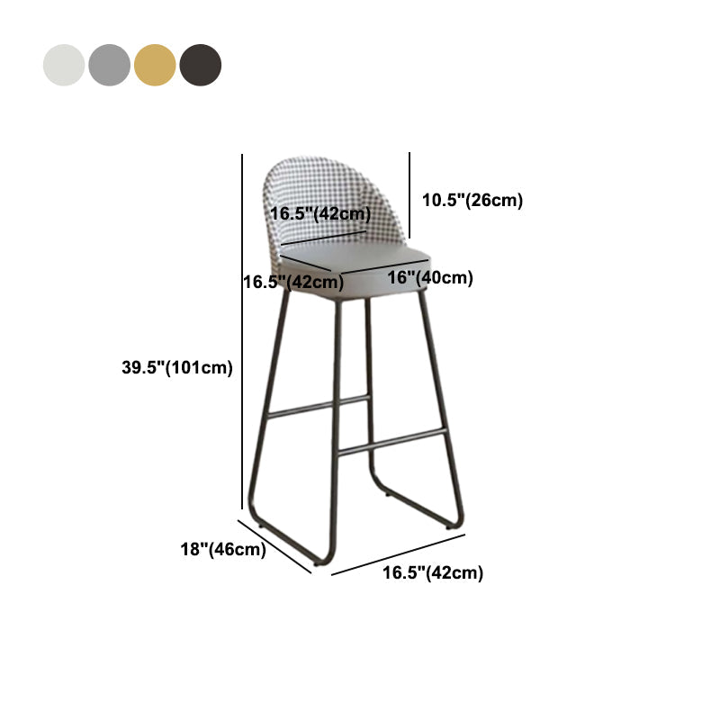 Taburete de barra de cubo de la silla de reposapiés de cuero moderno con base negra