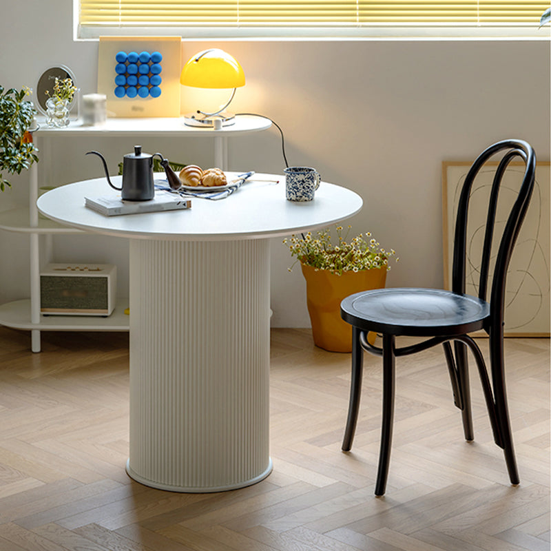 Simplicity Round Top Restaurant Table White Metal Base Dining Table Clearhalo 'Dining Tables & Seating' 'Dining Tables' 'dining_table' 'furn' 'furn_dining_table' 'Furniture' 'Kitchen & Dining Furniture' 5118951
