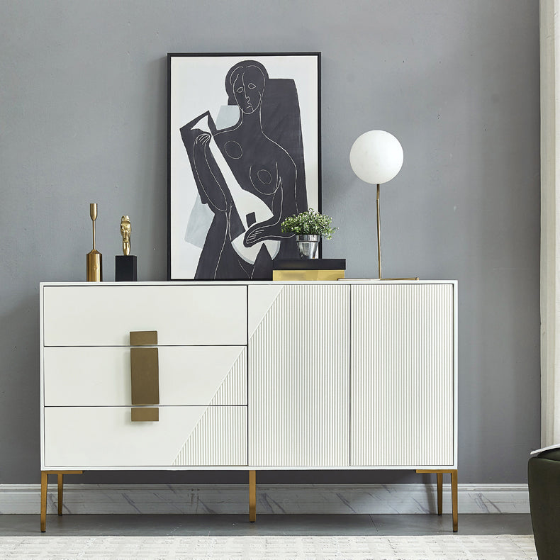Sideboard in legno ingegnerizzato ingegnerizzato in stile glam per soggiorno
