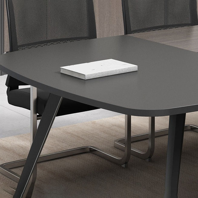 Contemporary Office Desk with Cable Management Black Manufactured Wood Rectangular Desk Clearhalo 'furn' 'furn_office_desk' 'Furniture' 'Office Desks' 'Office Furniture' 'office_desk' 5120265