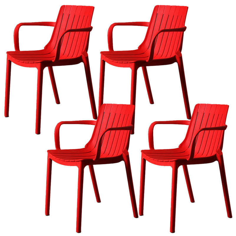 Sedia in plastica a braccio contemporaneo cucina da pranzo slacciata.