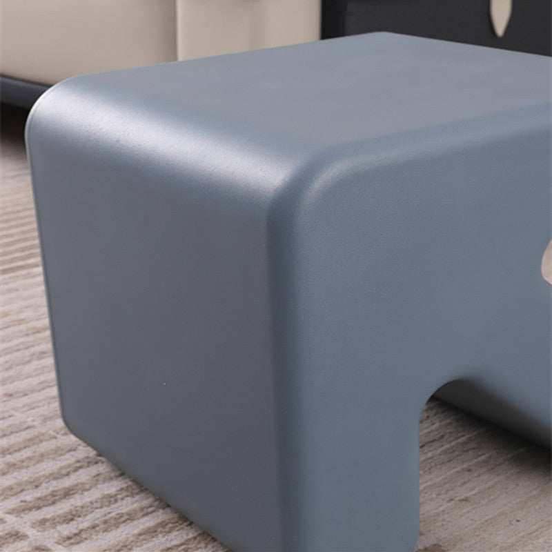 Scandinavian Geometric End Table 15.75" W x 13.78" D x 15.75" H Arrow-Shaped Side Table Clearhalo 'Coffee & Accent Tables' 'End & Side Tables' 'end_side_tables' 'furn' 'furn_end_side_tables' 'Furniture' 'Living Room Furniture' 5133623