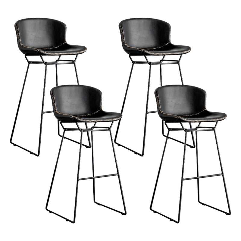 Sgabello da spogenico di ferro industriale con sgabello alto da interno con sedile in pelle finta