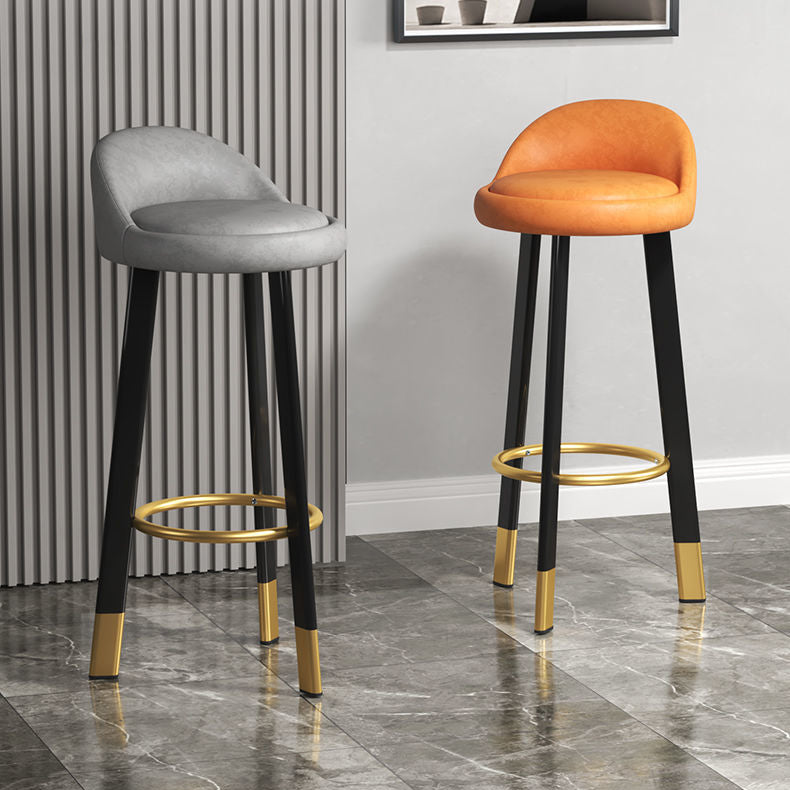 Receptie Low Back Scandinavian Stool Matte afwerking bekeekte barkrukken