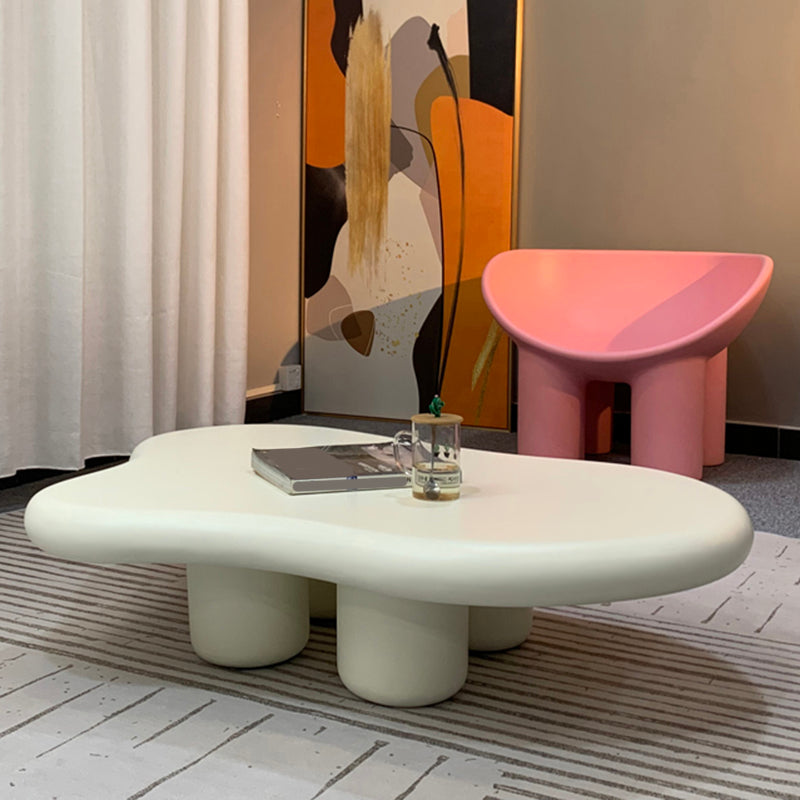 Table basse en acier en verre moderne avec table de cocktail à quatre jambes pour le salon