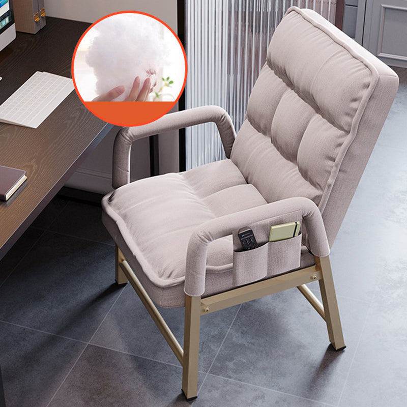 Moderner gepolsterter Bürostuhl Ergonomic Mid Back fester Waffenstuhl