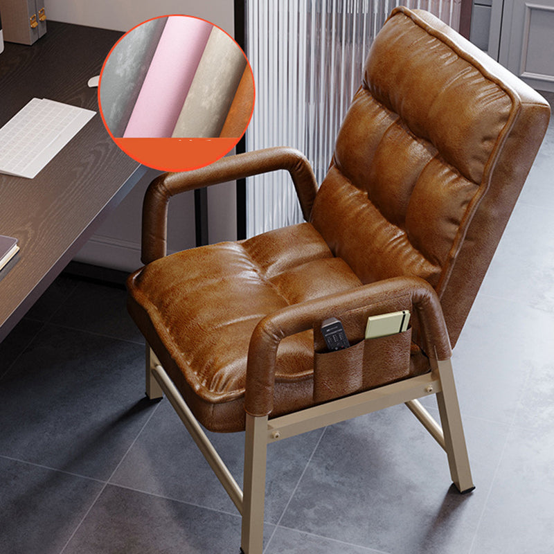 Moderner gepolsterter Bürostuhl Ergonomic Mid Back fester Waffenstuhl