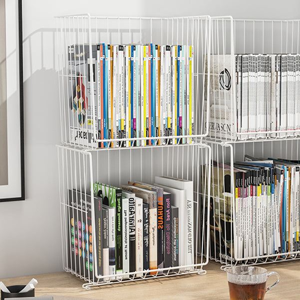 Estantería de estilo moderno estantería de metal de espalda cerrada con ruedas de lanzador para uso en el hogar