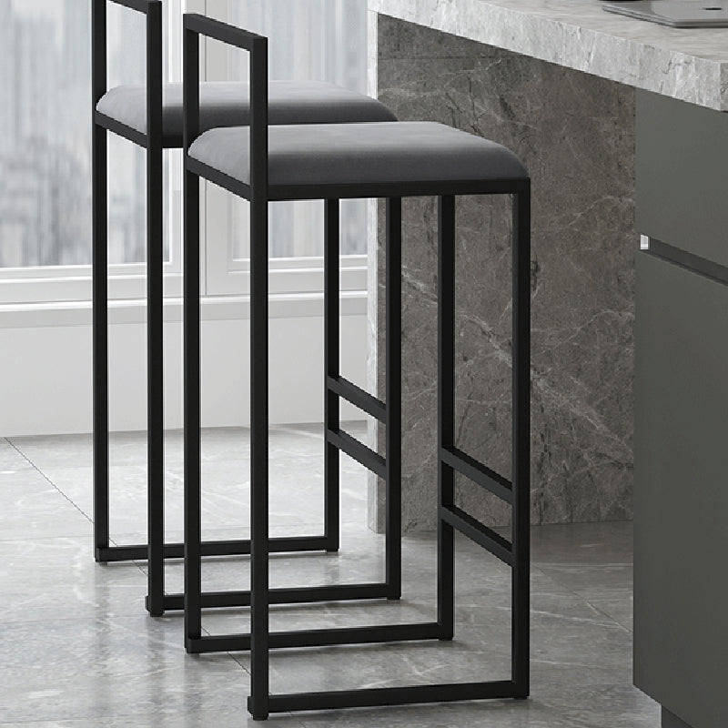 Negozio di gioielli contemporanei con bancono