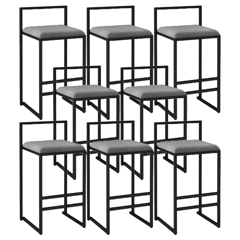 Negozio di gioielli contemporanei con bancono