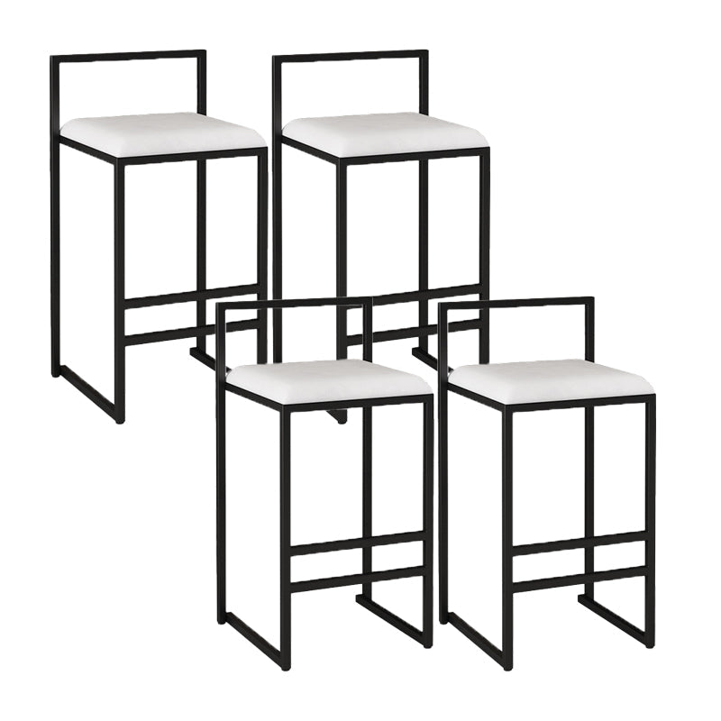 Negozio di gioielli contemporanei con bancono