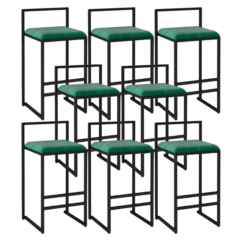 Negozio di gioielli contemporanei con bancono