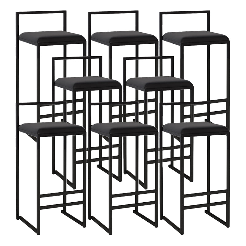 Negozio di gioielli contemporanei con bancono