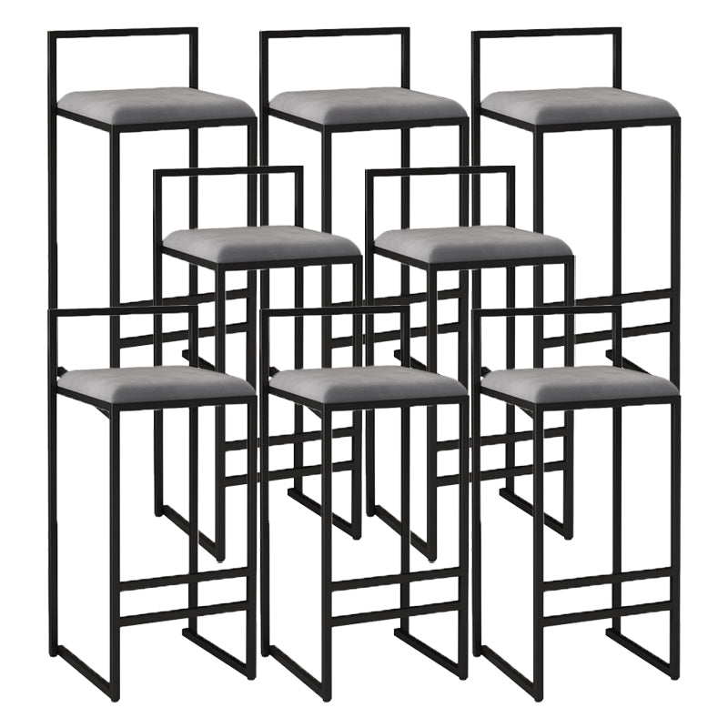 Negozio di gioielli contemporanei con bancono