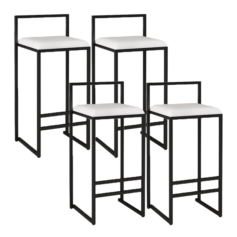 Negozio di gioielli contemporanei con bancono