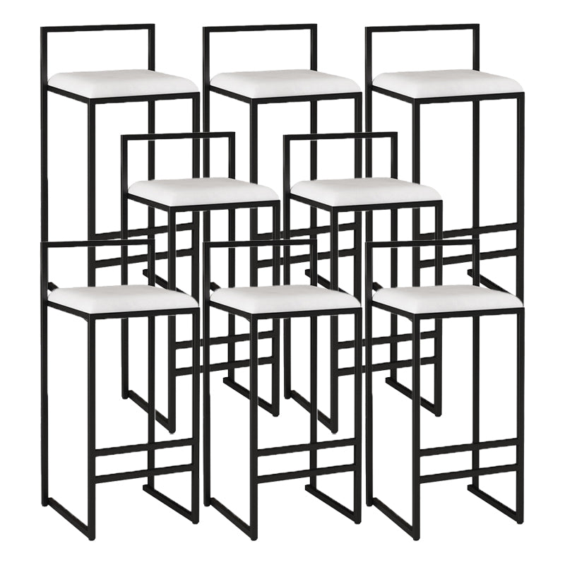 Negozio di gioielli contemporanei con bancono