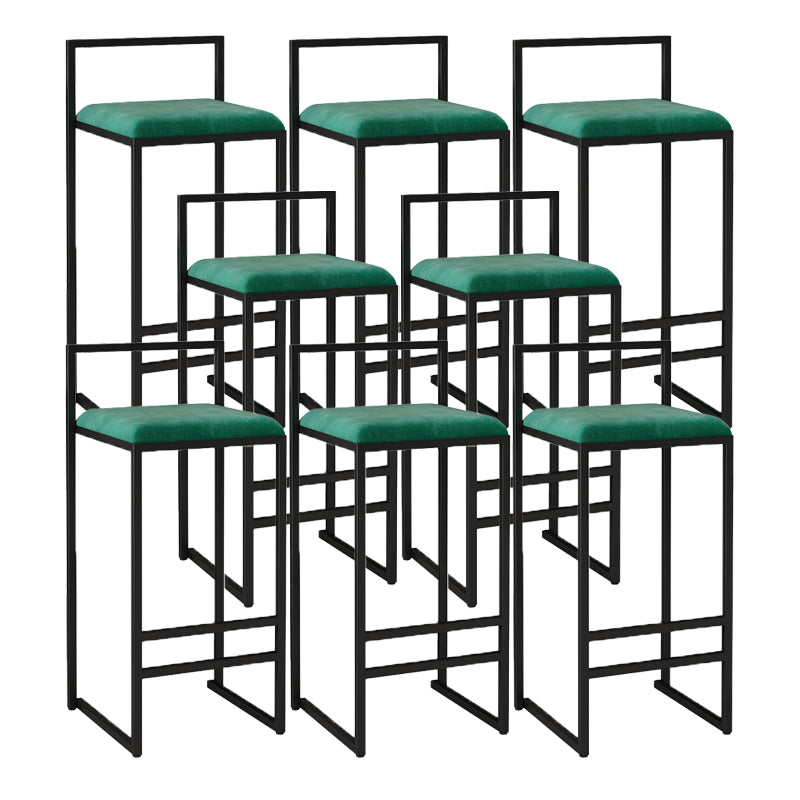 Negozio di gioielli contemporanei con bancono