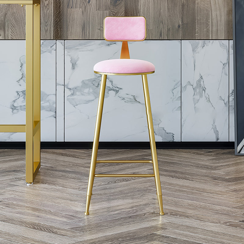 Taburete nórdico del brazo sin brazo Café de hierro Heces de bar con cojín de terciopelo y pedal