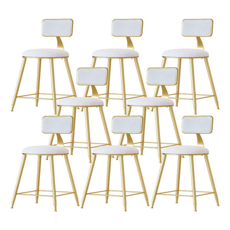 Taburete nórdico del brazo sin brazo Café de hierro Heces de bar con cojín de terciopelo y pedal