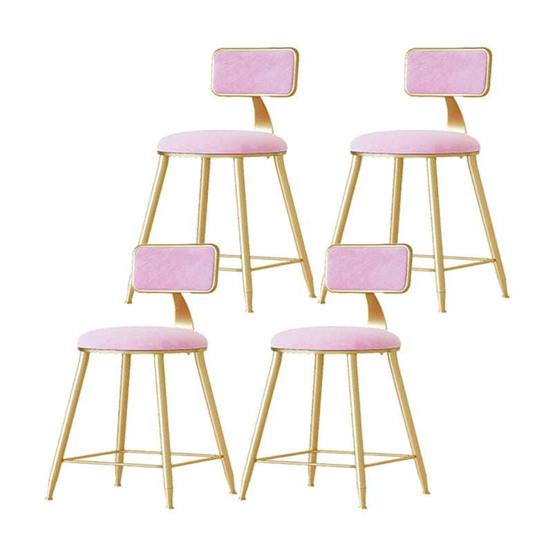 Taburete nórdico del brazo sin brazo Café de hierro Heces de bar con cojín de terciopelo y pedal