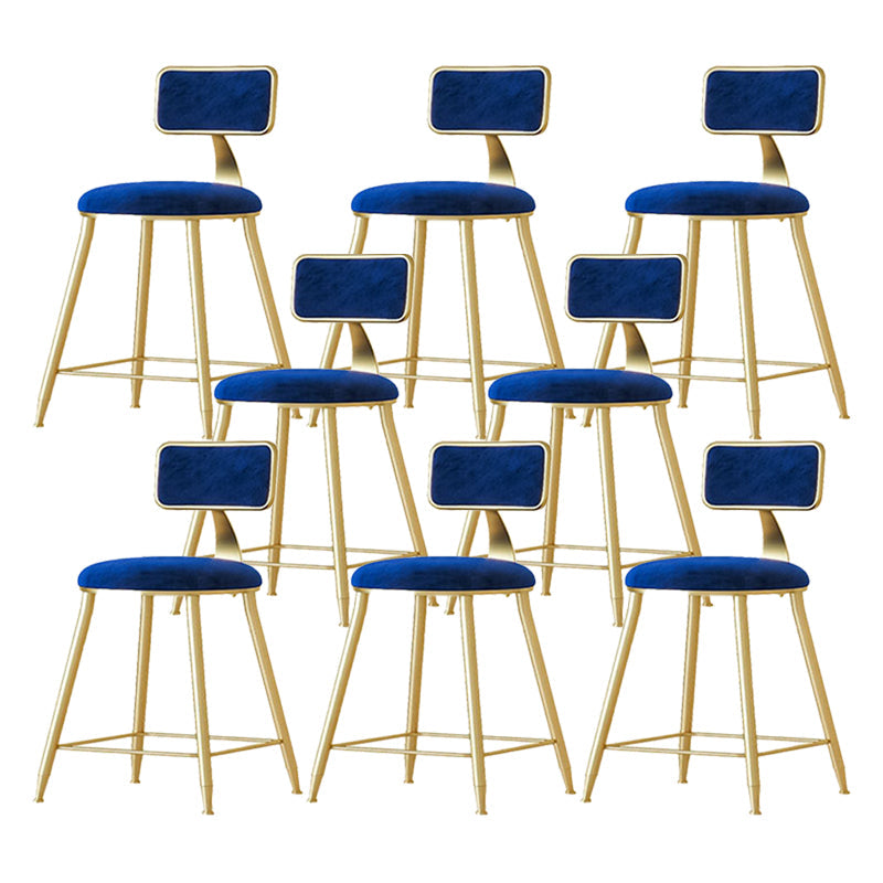 Taburete nórdico del brazo sin brazo Café de hierro Heces de bar con cojín de terciopelo y pedal