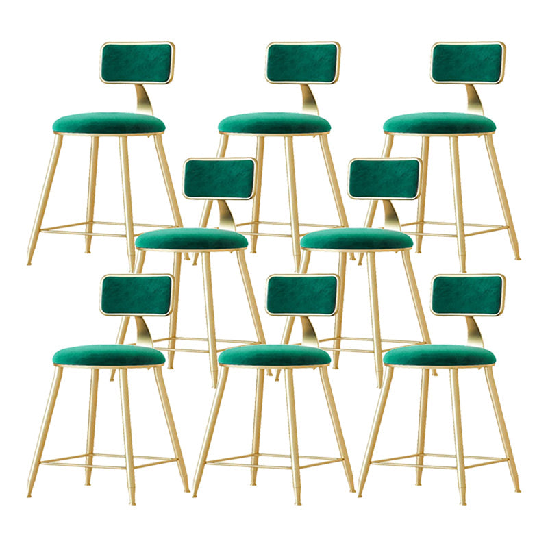 Taburete nórdico del brazo sin brazo Café de hierro Heces de bar con cojín de terciopelo y pedal