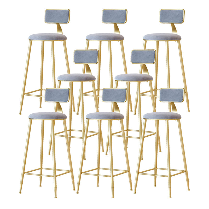 Taburete nórdico del brazo sin brazo Café de hierro Heces de bar con cojín de terciopelo y pedal