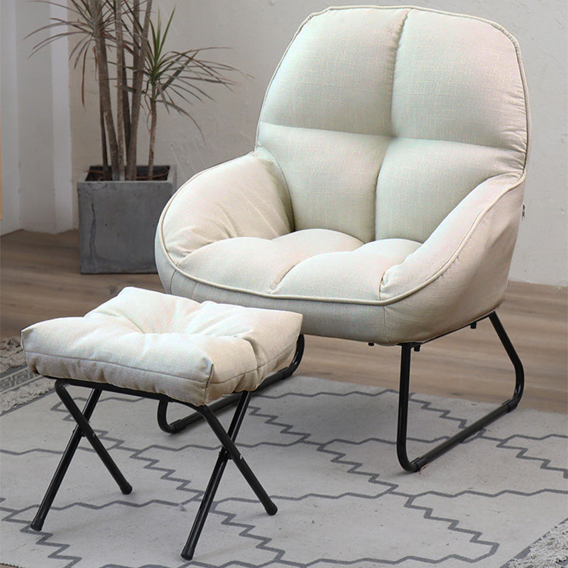 Linen 23.62 "sedia a braccia svasata W con slitta e biscotto