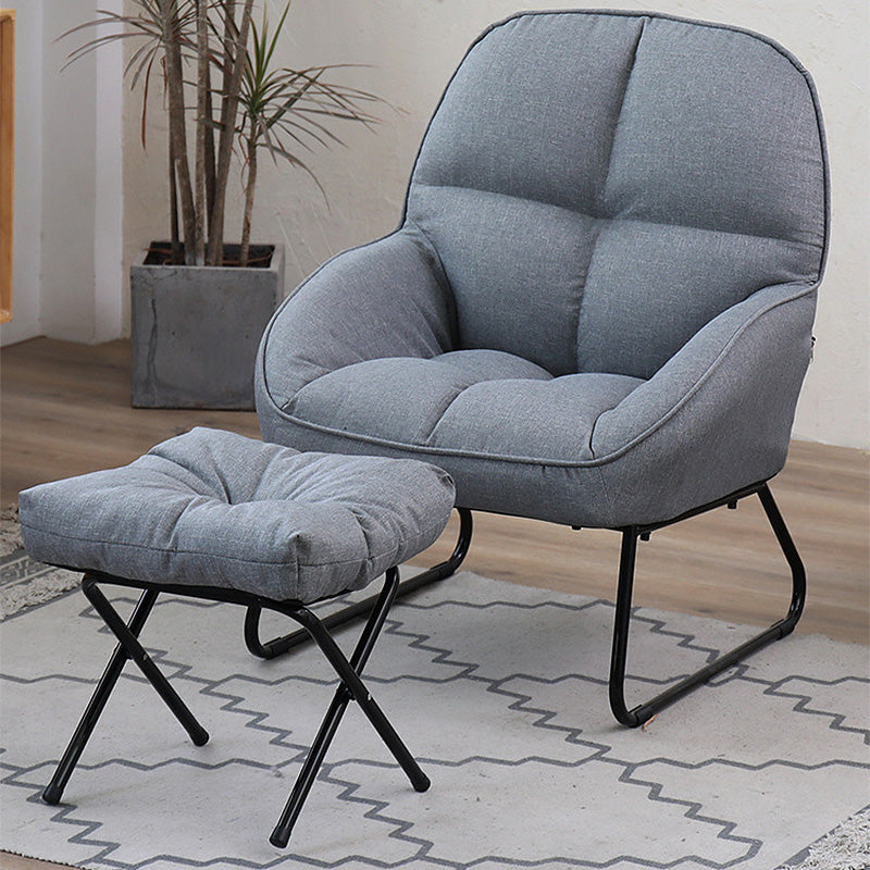 Linen 23.62 "sedia a braccia svasata W con slitta e biscotto