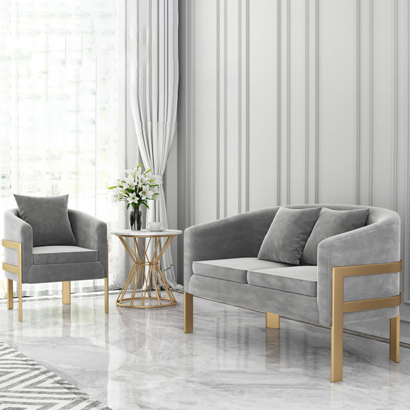 リビングルーム28.35 "のタイトな背中のあるベルベット傾斜腕ソファ