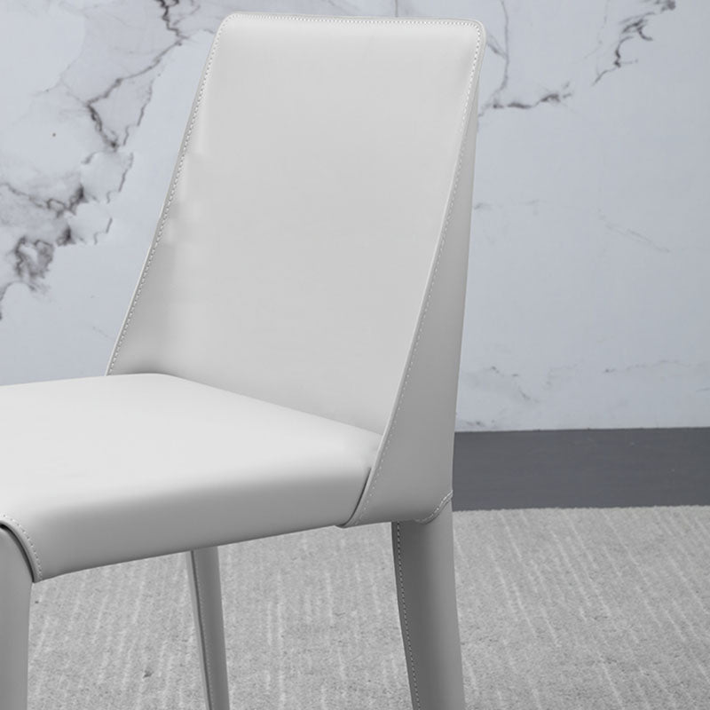 Chaises latérales de salle à manger en cuir contemporain chaise arrière solide sans arme pour cuisine
