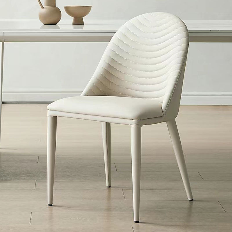 Chaises latérales de salle à manger en cuir moderne