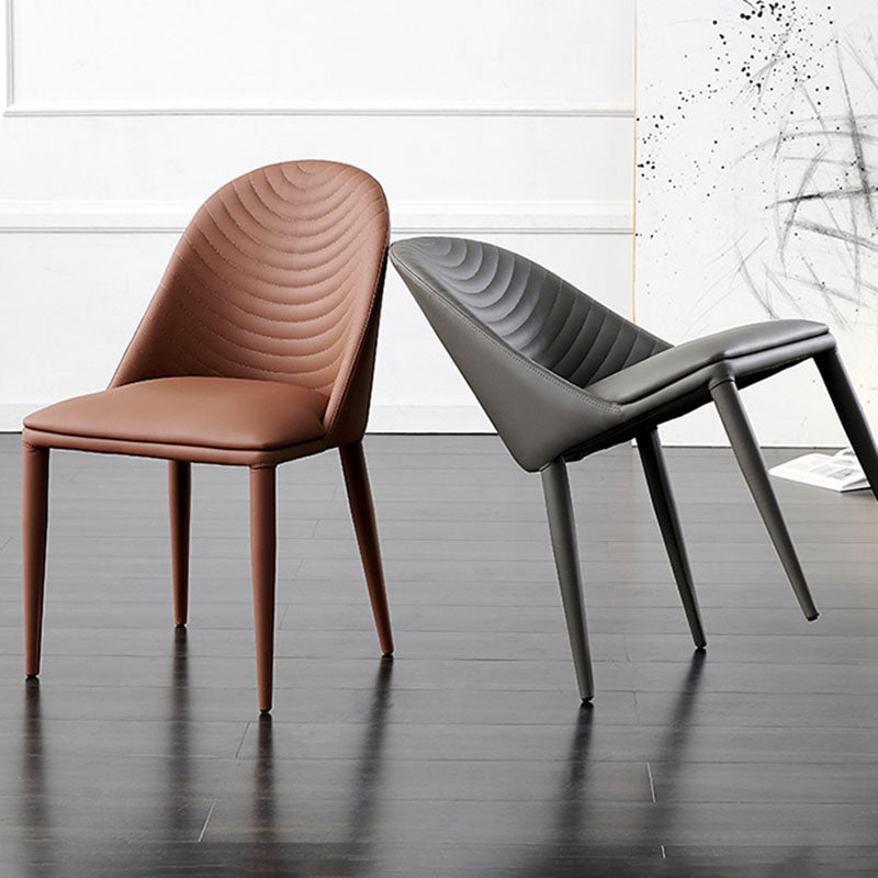 Chaises latérales de salle à manger en cuir moderne