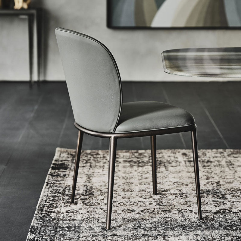 Sedia da pranzo in metallo in stile moderno in vetro sedia da pranzo senza braccio in pelle per uso domestico